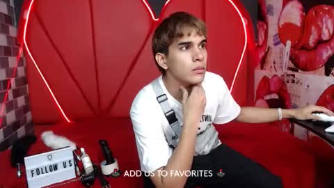 MIA LIZ AND SAM online show from February 17, 6:15 pm