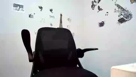 coupleeswetthott online show from January 19, 1:42 am