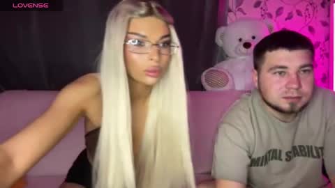 Emily  Ryan online show from November 1, 8:22 pm