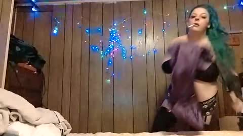 coupleofsinnerz online show from November 1, 3:08 am