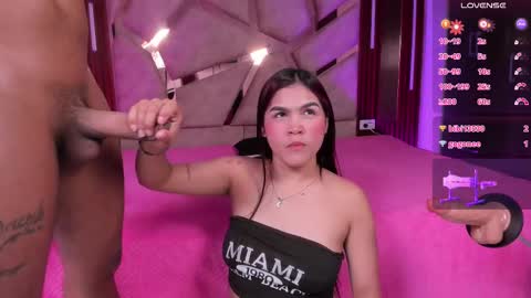 Snapshot of couplewithoutlimits_ chatting on September 9, 8:08 pm couplewithoutlimits_ online show from September 9, 8:08 pm