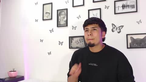 Juli and Liam online show from December 27, 8:45 am