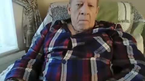 courieral1 online show from March 14, 7:58 am