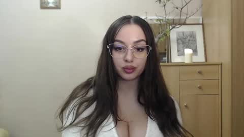 Courtney online show from March 2, 6:30 pm