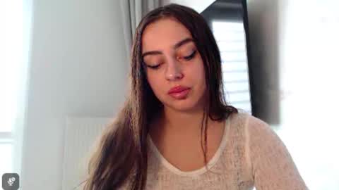 Courtney online show from November 13, 8:24 am