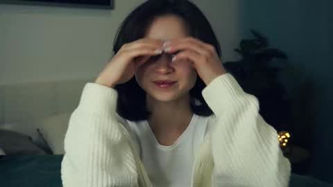 Snapshot of coventinaashfield chatting on January 28, 7:32 am Yui online show from January 28, 7:32 am