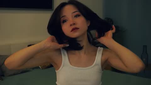 Snapshot of coventinaashfield chatting on February 10, 7:26 am Yui online show from February 10, 7:26 am