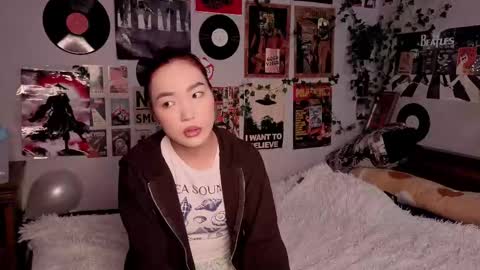 Yuna online show from February 22, 8:07 pm