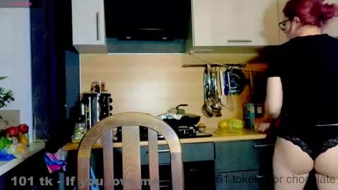 My name is Emma  - HELP COLLECT TOKENS FOR THE OPERATION FOR MY DAUGHTER online show from November 27, 5:09 am