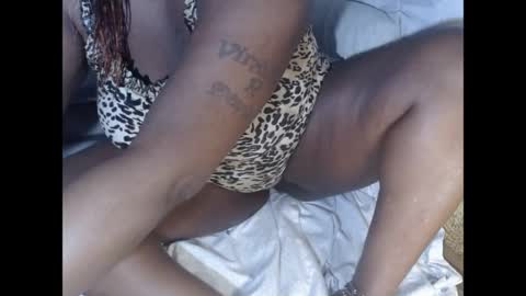 Snapshot of coykinks chatting on April 15, 8:10 am Ebony Euphoria online show from April 15, 8:10 am