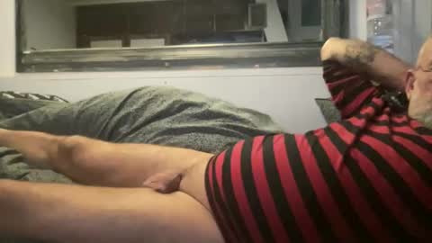 Snapshot of crapaud75018 chatting on December 3, 10:40 pm crapaud75018 online show from December 3, 10:40 pm