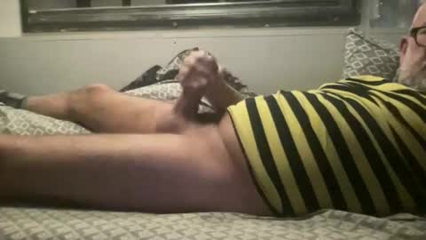 Snapshot of crapaud75018 chatting on December 30, 3:35 pm crapaud75018 online show from December 30, 3:35 pm