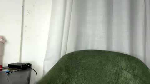 Taliee online show from May 14, 1:56 am