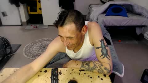 cravedave d online show from May 26, 8:32 am