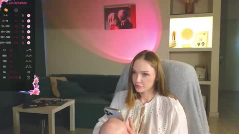 lucy online show from November 14, 1:54 pm