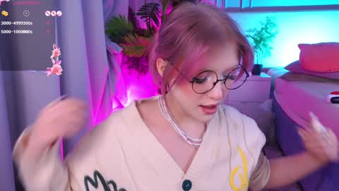 Snapshot of crazy__wine chatting on January 9, 10:41 pm Sonya online show from January 9, 10:41 pm