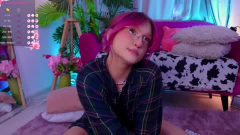 Snapshot of crazy__wine chatting on February 8, 2:49 pm Sonya online show from February 8, 2:49 pm