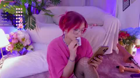 Snapshot of crazy__wine chatting on February 18, 5:53 pm Sonya online show from February 18, 5:53 pm