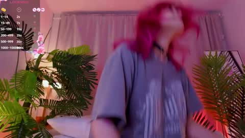 Snapshot of crazy__wine chatting on February 20, 3:19 pm Sonya online show from February 20, 3:19 pm