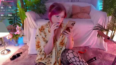 Snapshot of crazy__wine chatting on February 25, 9:35 pm Sonya online show from February 25, 9:35 pm