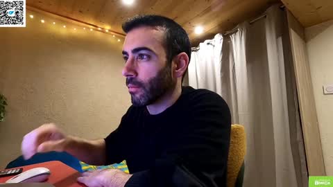 Snapshot of crazy_ignites chatting on December 25, 9:22 pm Crazy Ignites online show from December 25, 9:22 pm