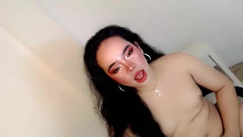 Snapshot of crazy_vixen chatting on December 24, 7:44 pm Hot Ayisha online show from December 24, 7:44 pm