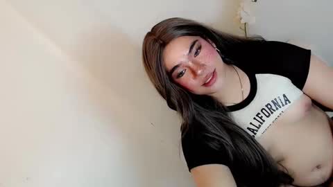 Snapshot of crazy_vixen chatting on January 23, 7:18 pm Hot Ayisha online show from January 23, 7:18 pm