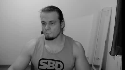 Snapshot of crazyangel8 chatting on January 9, 11:13 pm crazyangel8 online show from January 9, 11:13 pm