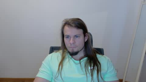 Snapshot of crazyangel8 chatting on February 4, 10:55 pm crazyangel8 online show from February 4, 10:55 pm