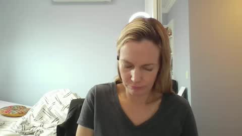 Anny online show from February 10, 10:52 am