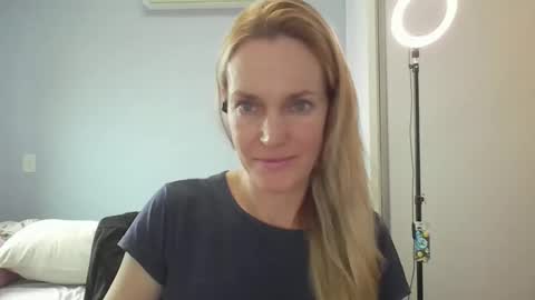 Anny online show from May 1, 10:53 am