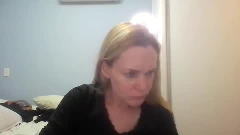 Anny online show from July 17, 6:02 pm