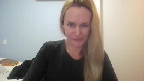 Anny online show from July 22, 12:30 pm