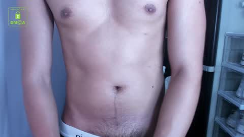 Snapshot of crazyasiancum chatting on December 8, 5:01 pm Zion online show from December 8, 5:01 pm