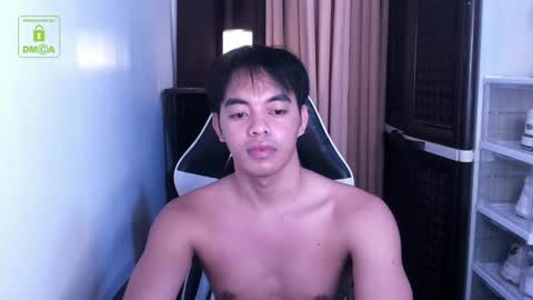 Snapshot of crazyasiancum chatting on December 17, 3:17 pm Zion online show from December 17, 3:17 pm