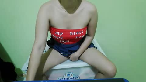 Snapshot of crazychicks4u chatting on November 26, 4:19 pm crazychicks4u online show from November 26, 4:19 pm