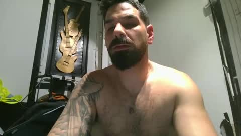 Snapshot of crazycouple1011 chatting on February 8, 1:54 am funcouple online show from February 8, 1:54 am