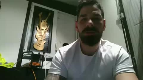 Snapshot of crazycouple1011 chatting on February 8, 9:15 pm funcouple online show from February 8, 9:15 pm