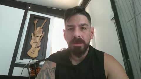 Snapshot of crazycouple1011 chatting on September 11, 8:58 am funcouple online show from September 11, 8:58 am