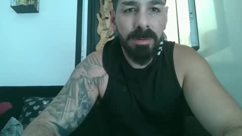 Snapshot of crazycouple1011 chatting on September 21, 11:23 am funcouple online show from September 21, 11:23 am