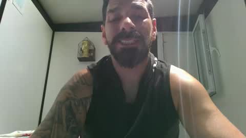 Snapshot of crazycouple1011 chatting on October 6, 10:07 pm funcouple online show from October 6, 10:07 pm