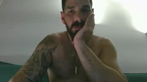 Snapshot of crazycouple1011 chatting on November 22, 6:18 pm funcouple online show from November 22, 6:18 pm