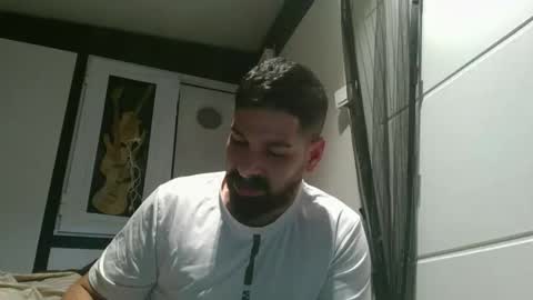 Snapshot of crazycouple1011 chatting on February 4, 11:09 pm funcouple online show from February 4, 11:09 pm