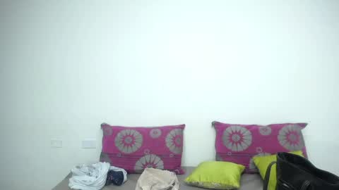 Snapshot of crazyonme chatting on May 23, 12:31 pm diosalinda online show from May 23, 12:31 pm