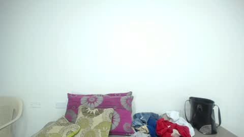 Snapshot of crazyonme chatting on June 2, 7:27 pm diosalinda online show from June 2, 7:27 pm