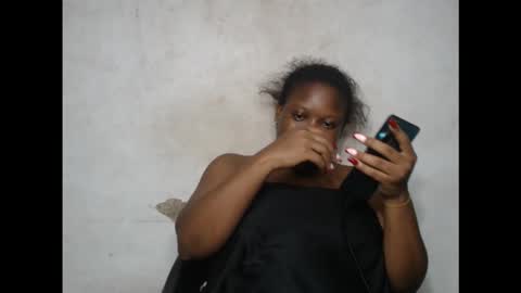 Snapshot of crazyslut17 chatting on September 29, 7:40 pm crazyslut17 online show from September 29, 7:40 pm