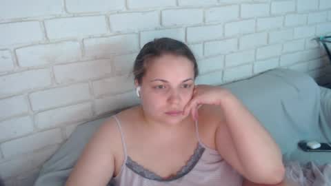 Crazyy Girl  online show from March 30, 4:30 pm