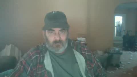 Snapshot of cre9876 chatting on December 17, 7:37 pm alway horny online show from December 17, 7:37 pm