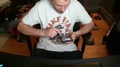 Snapshot of creaming4u666 chatting on January 1, 11:18 pm Terrifier3006 online show from January 1, 11:18 pm