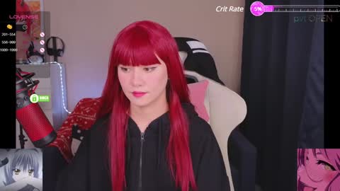 Snapshot of creammeow chatting on December 24, 1:27 am Alina online show from December 24, 1:27 am